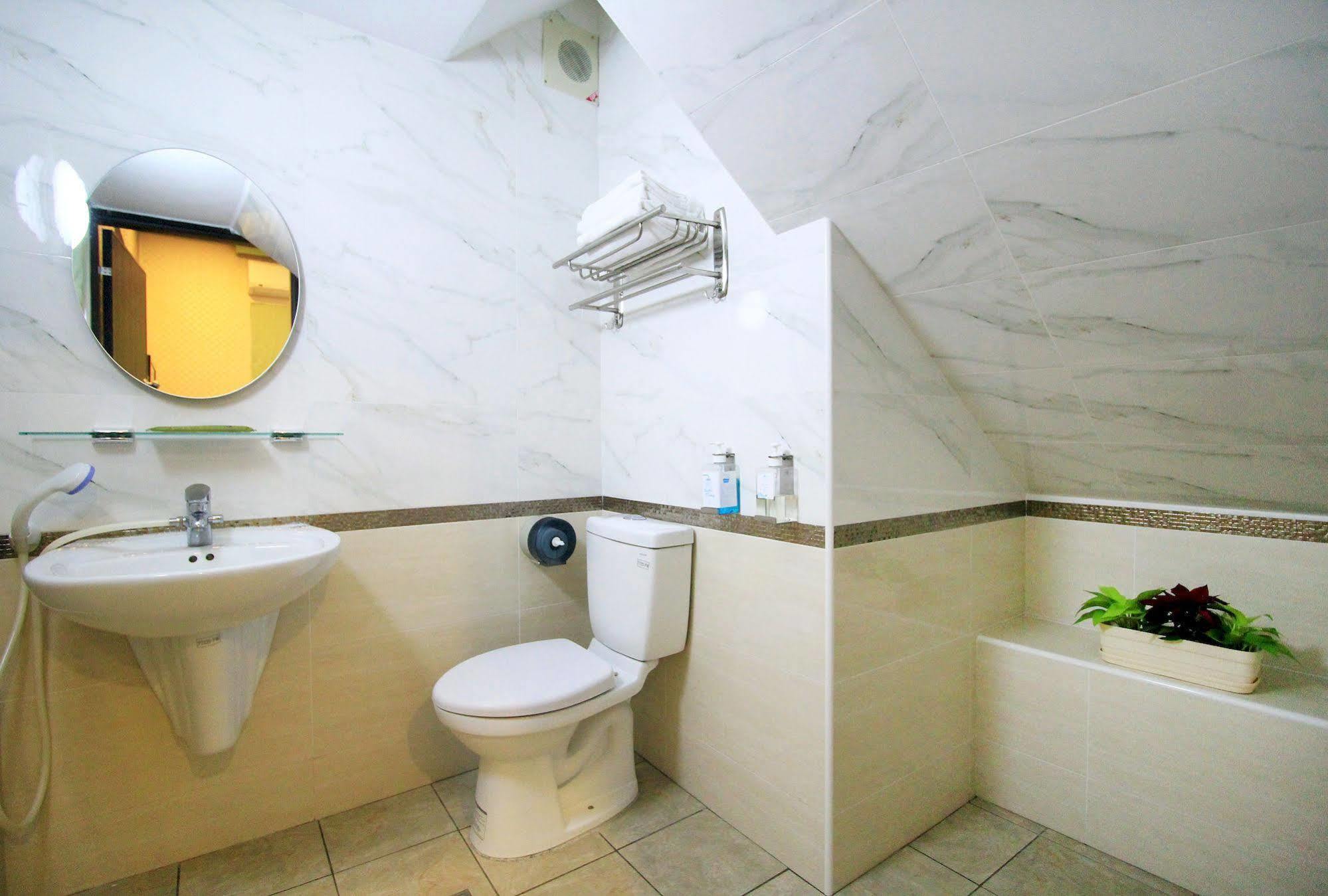 Lantian Baiyun Apartment Хуалиен Сити Екстериор снимка